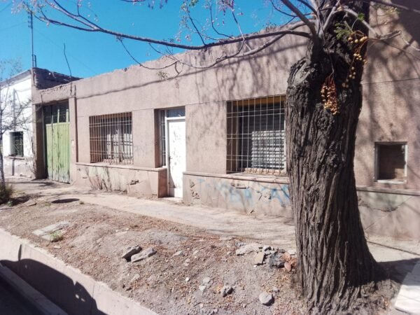 Zeballos VENDE LOTE 700m2+PROYECTO, Dorrego, Guaymallén. U$D140.000 - Image 4