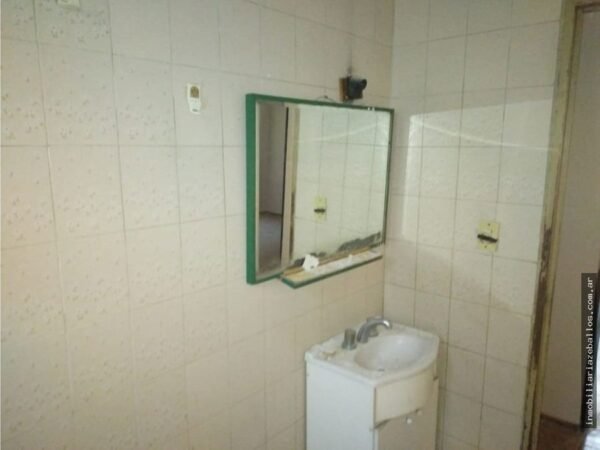 ¡ZEBALLOS VENDE! CASA EN CALLE CHACABUCO DE CIUDAD (Mat 134- Mat 135)US$55,000 - Image 11