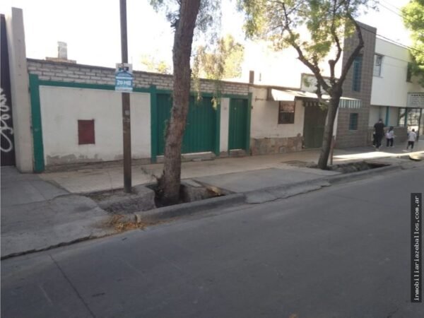 ¡ZEBALLOS VENDE! CASA EN CALLE CHACABUCO DE CIUDAD (Mat 134- Mat 135)US$55,000 - Image 12