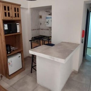 Zeballos alquila hermoso departamento en Edificio Amaro IV, Capital.$400.000