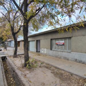 Zeballos Ofrece en Venta casa más departamento Las Heras.U$D42.000