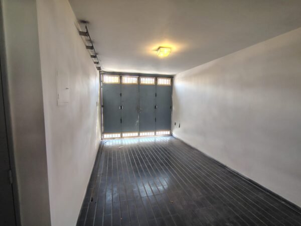 ZEBALLOS Alquila casa, Patricias Mendocinas 2463, Mza, Cdad. $800.000 - Image 2