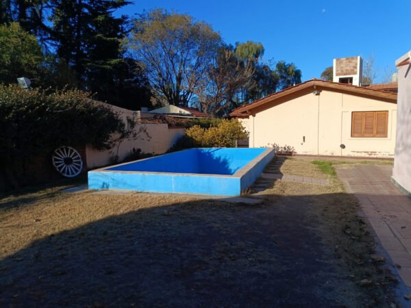 Zeballos Ofrece en Alquiler dos casas juntas, Chacras de Coria, Luján, Mendoza.$1.200.000 - Image 2
