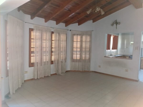 Zeballos Ofrece en Alquiler dos casas juntas, Chacras de Coria, Luján, Mendoza.$1.200.000 - Image 10