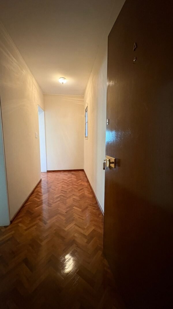 ZEBALLOS Ofrece en ALQUILER Departamento, Capital, Mendoza. $800.000 sin cochera. $850.000 con cochera. - Image 2