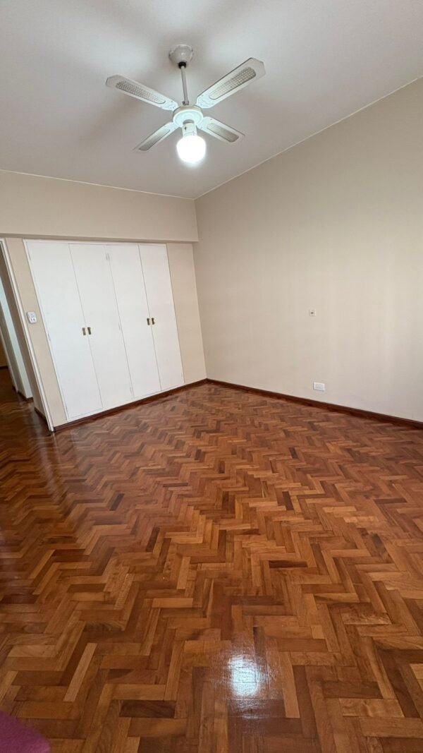 ZEBALLOS Ofrece en ALQUILER Departamento, Capital, Mendoza. $800.000 sin cochera. $850.000 con cochera. - Image 5