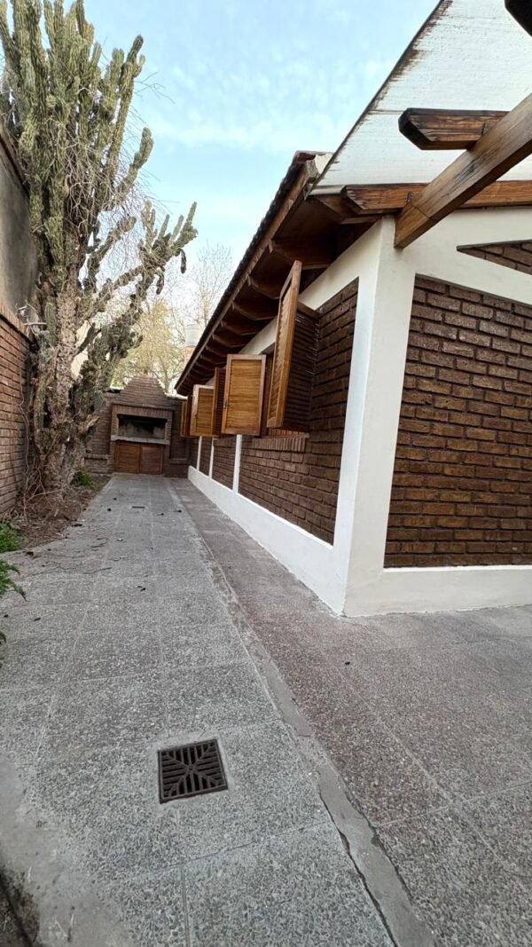 Alquila casa,3 habitaciones, 4ta sección, Mendoza. $900.000 - Image 14