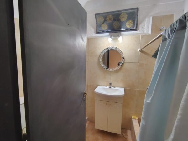 ZEBALLOS Ofrece en Alquiler casa en Las Heras. $570.000 - Image 5