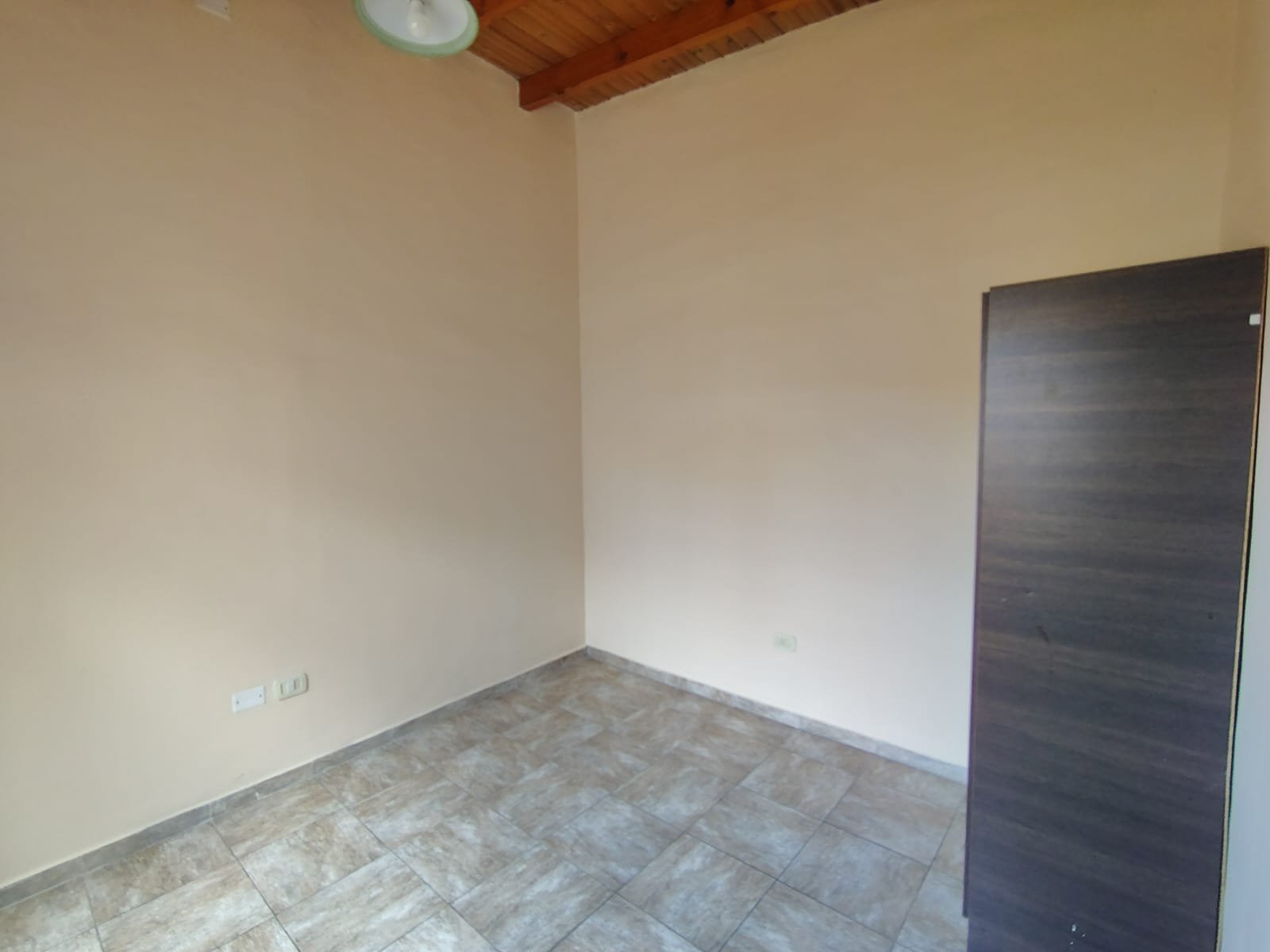 Alquiler Departamento de 3 dormitorios,cochera,Planta Alta,Las Heras.$450.000. - Image 6
