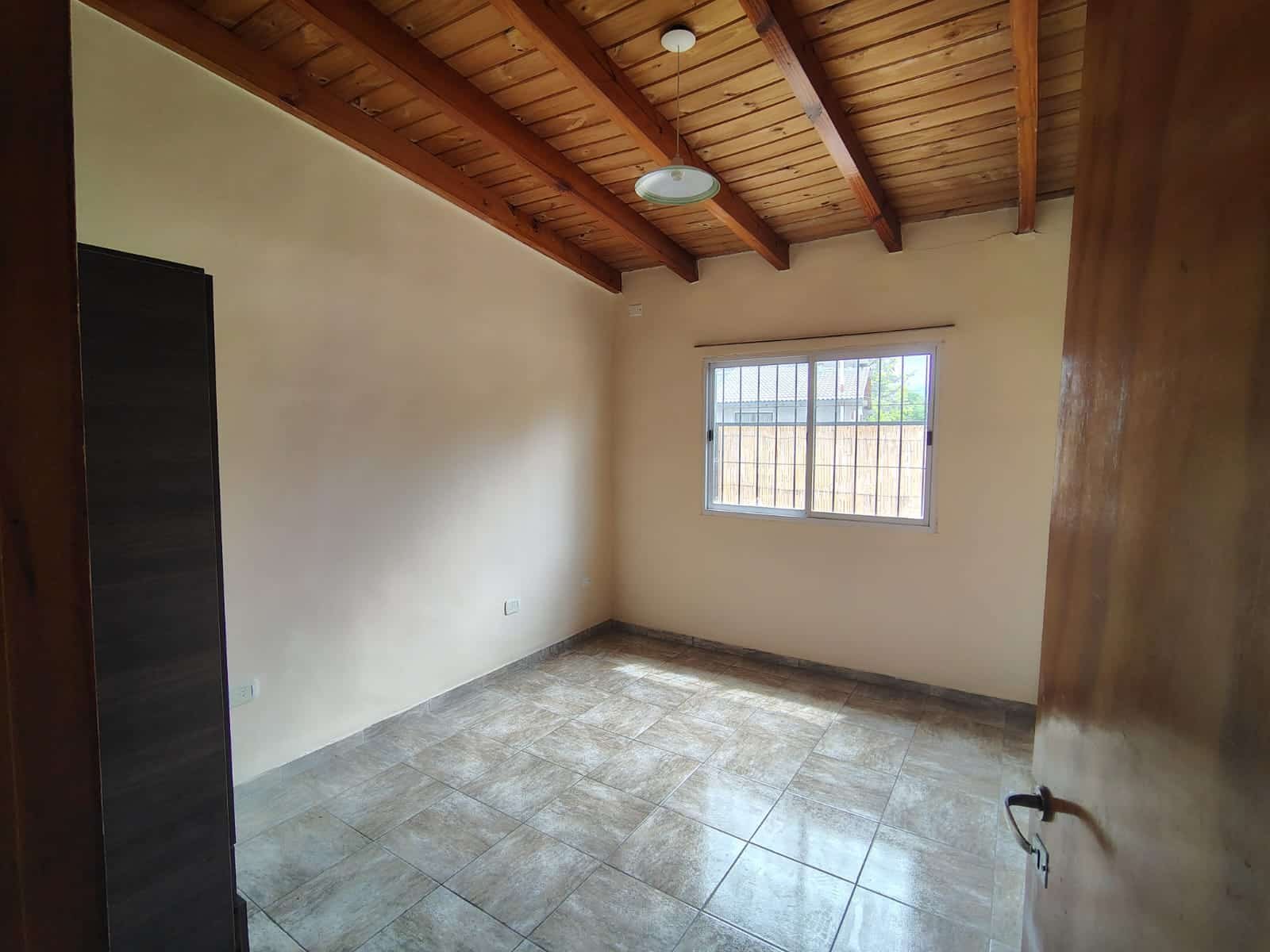 Alquiler Departamento de 3 dormitorios,cochera,Planta Alta,Las Heras.$450.000. - Image 11
