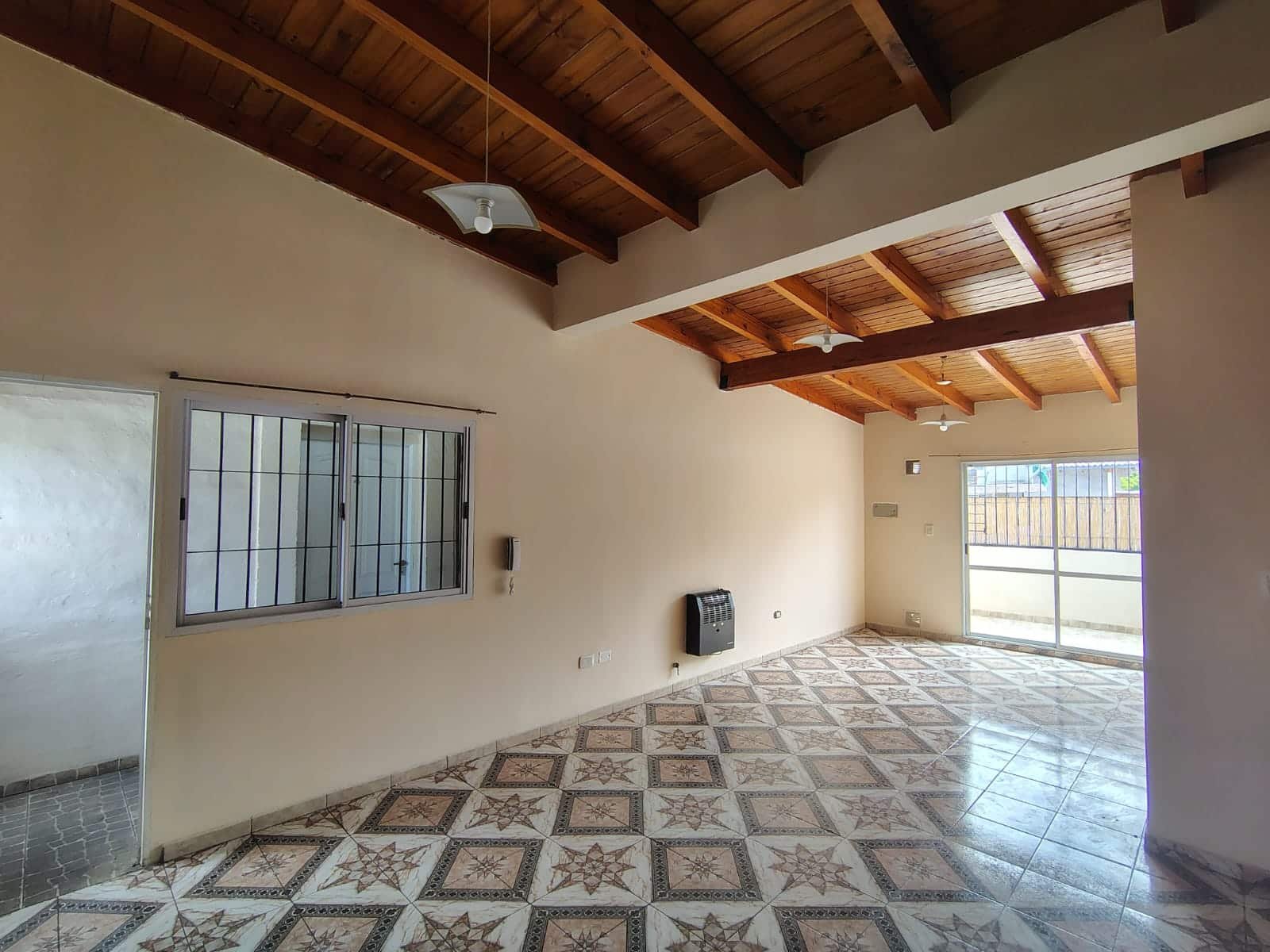 Alquiler Departamento de 3 dormitorios,cochera,Planta Alta,Las Heras.$450.000. - Image 13