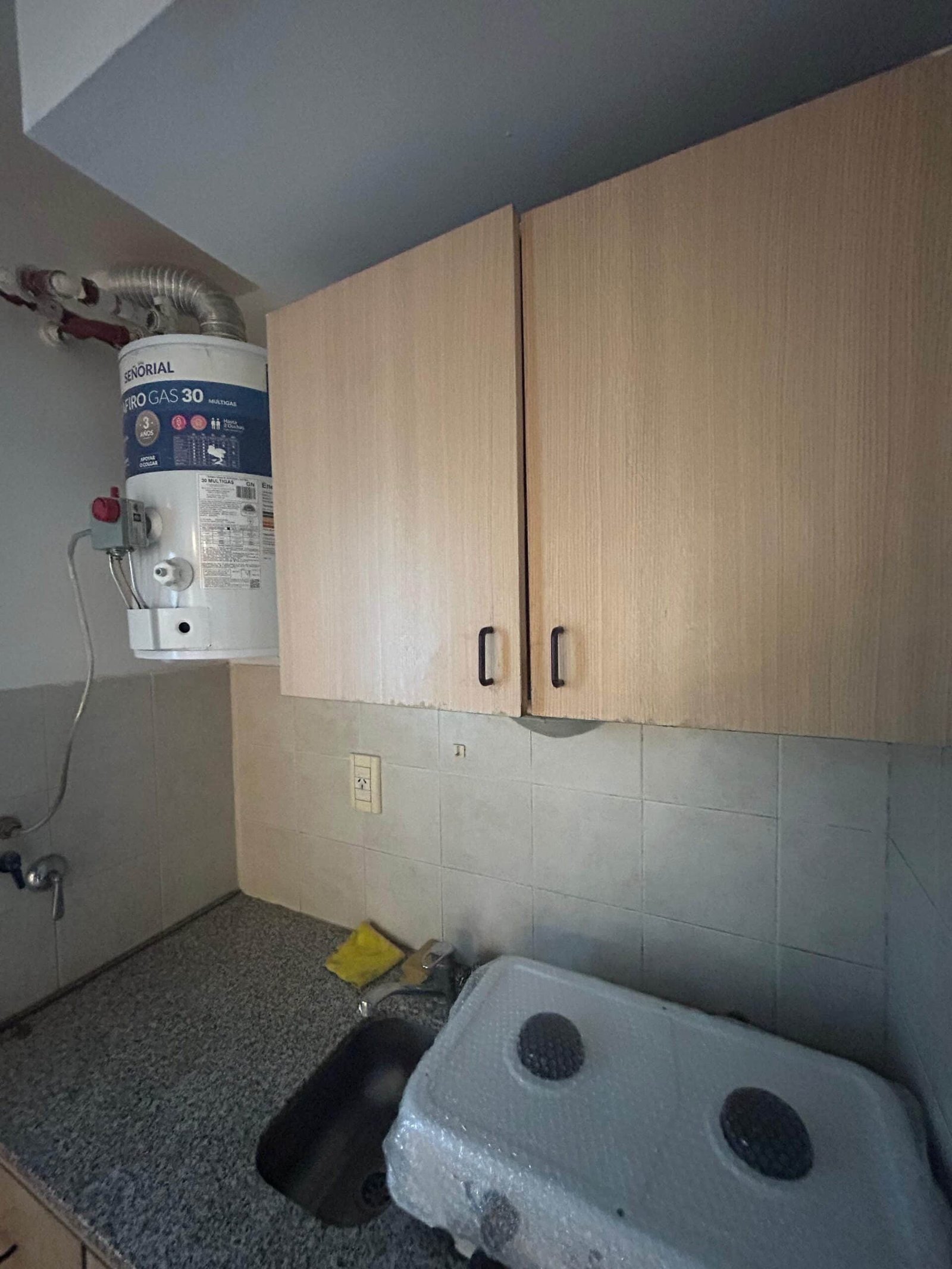 Zeballos Alquila Monoambiente, PLENO CENTRO, Calle Alberdi, casi alameda. $350.000 - Image 7