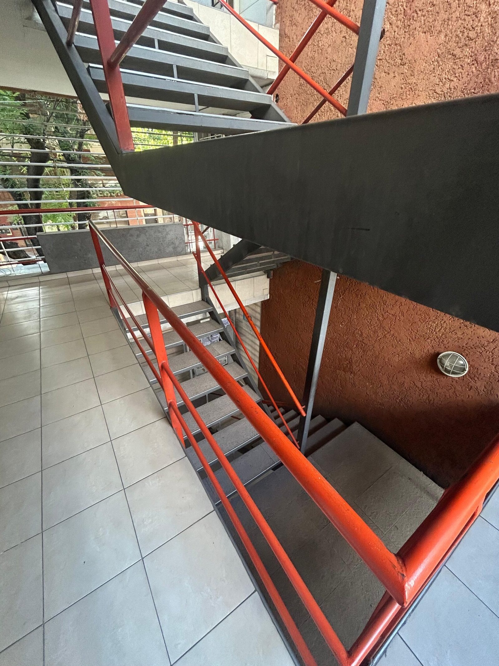 Zeballos Alquila Monoambiente, PLENO CENTRO, Calle Alberdi, casi alameda. $350.000 - Image 12