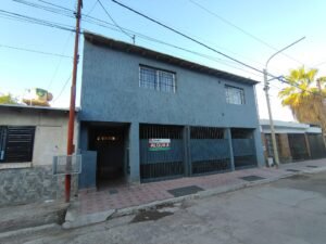 Alquiler Dúplex de 3 dormitorios con cochera en Las Heras. $550.000