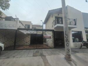 Zeballos Alquila departamento en Las Heras, Límite con Ciudad,$600.000. más expensas