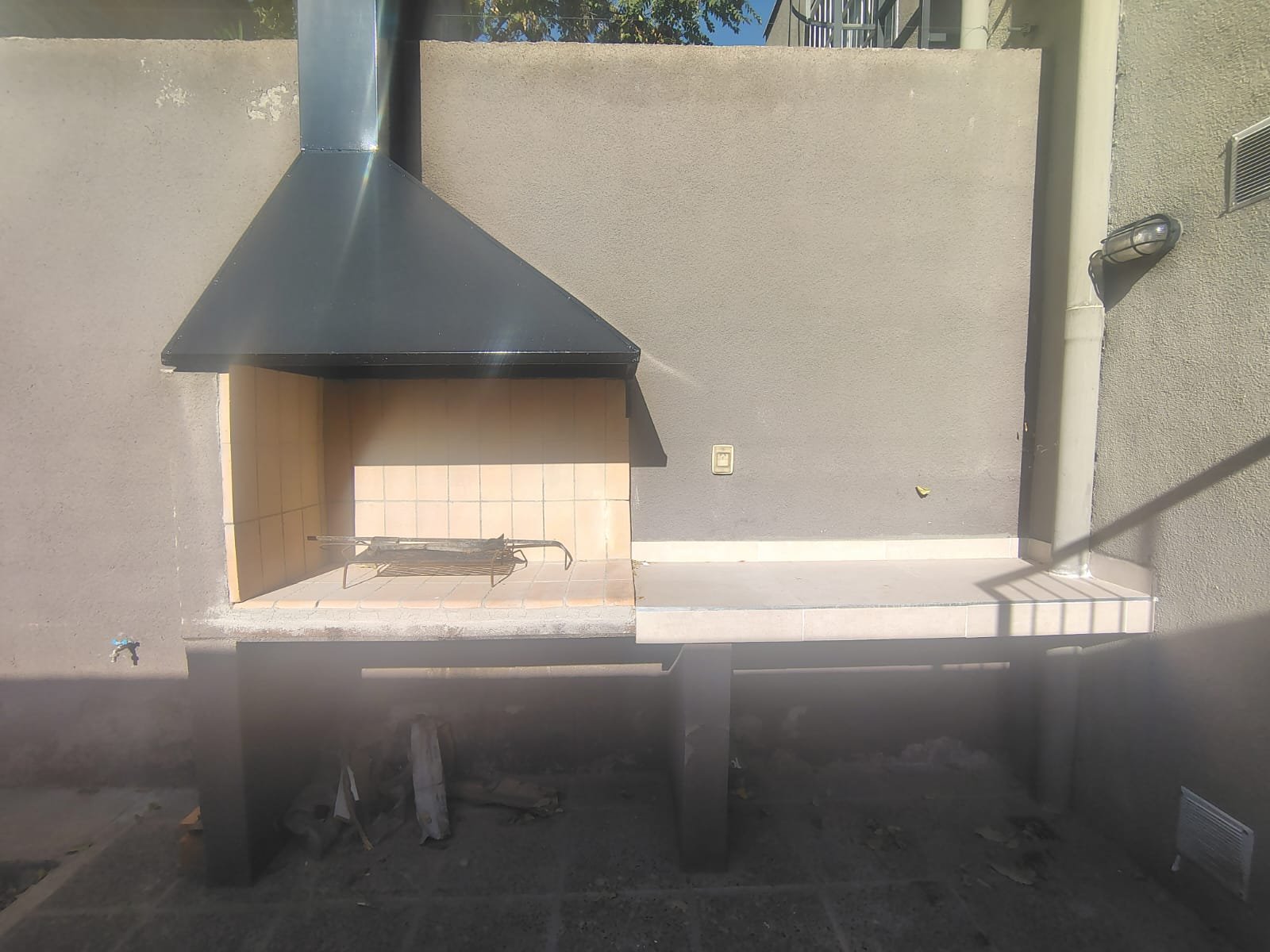 ZEBALLOS Alquila Dúplex. Ciudad, a 3 cuadras del COTO, 2 dormitorios, patrio. $850.000 - Image 5