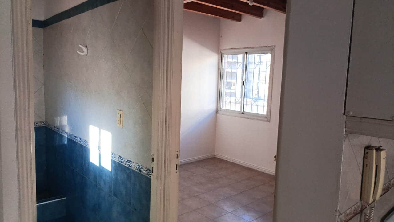 ZEBALLOS mat 134-135 Alquila departamento, un dormitorio, Godoy cruz. $550.000 (+ expensas) - Image 8