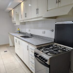 ZEBALLOS Ofrece en Venta Departamento de Categoría Ciudad Sobre calle Necochea 437 tercer piso a metros de Chile y Mitre. U$D 99.000.-