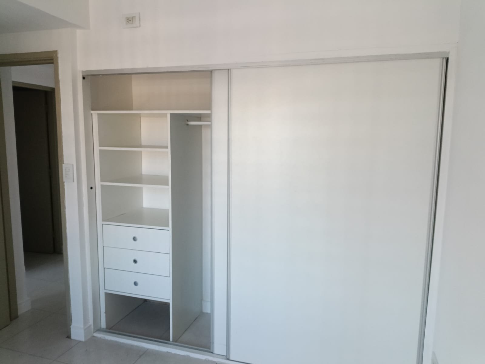 🏢 DEPARTAMENTO EN ALQUILER EN GODOY CRUZ $750.000 + $120.000 expensas - Imagen 3