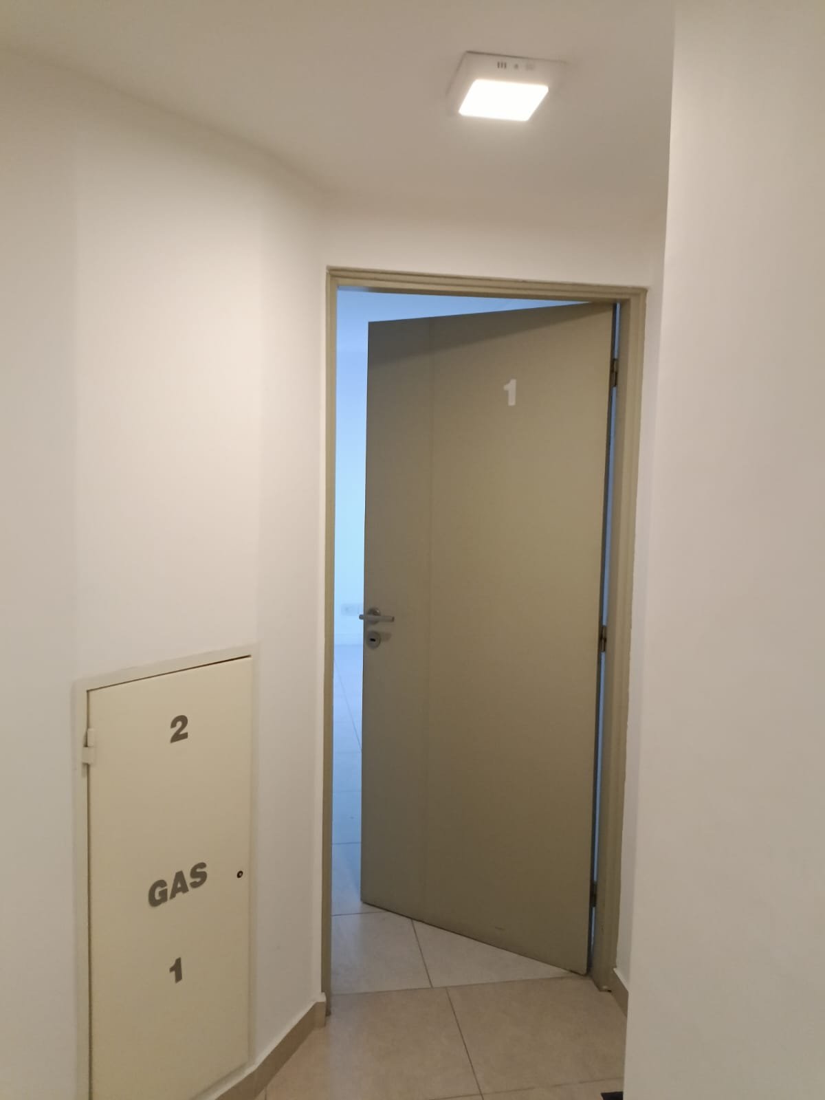 🏢 DEPARTAMENTO EN ALQUILER EN GODOY CRUZ $750.000 + $120.000 expensas - Imagen 30